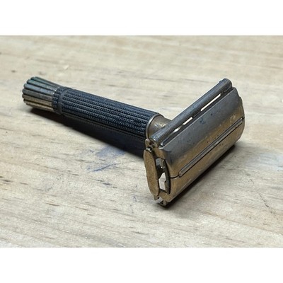 Vintage Gillette Platinum Plus Razor. Thick Handle? 