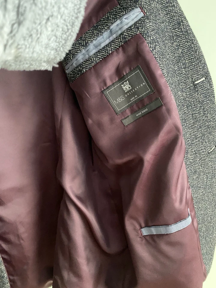 Marks & Spencer  suit jacket blazer 46”Long Wool Blend Herringbone slim fit - Image 4 of 4