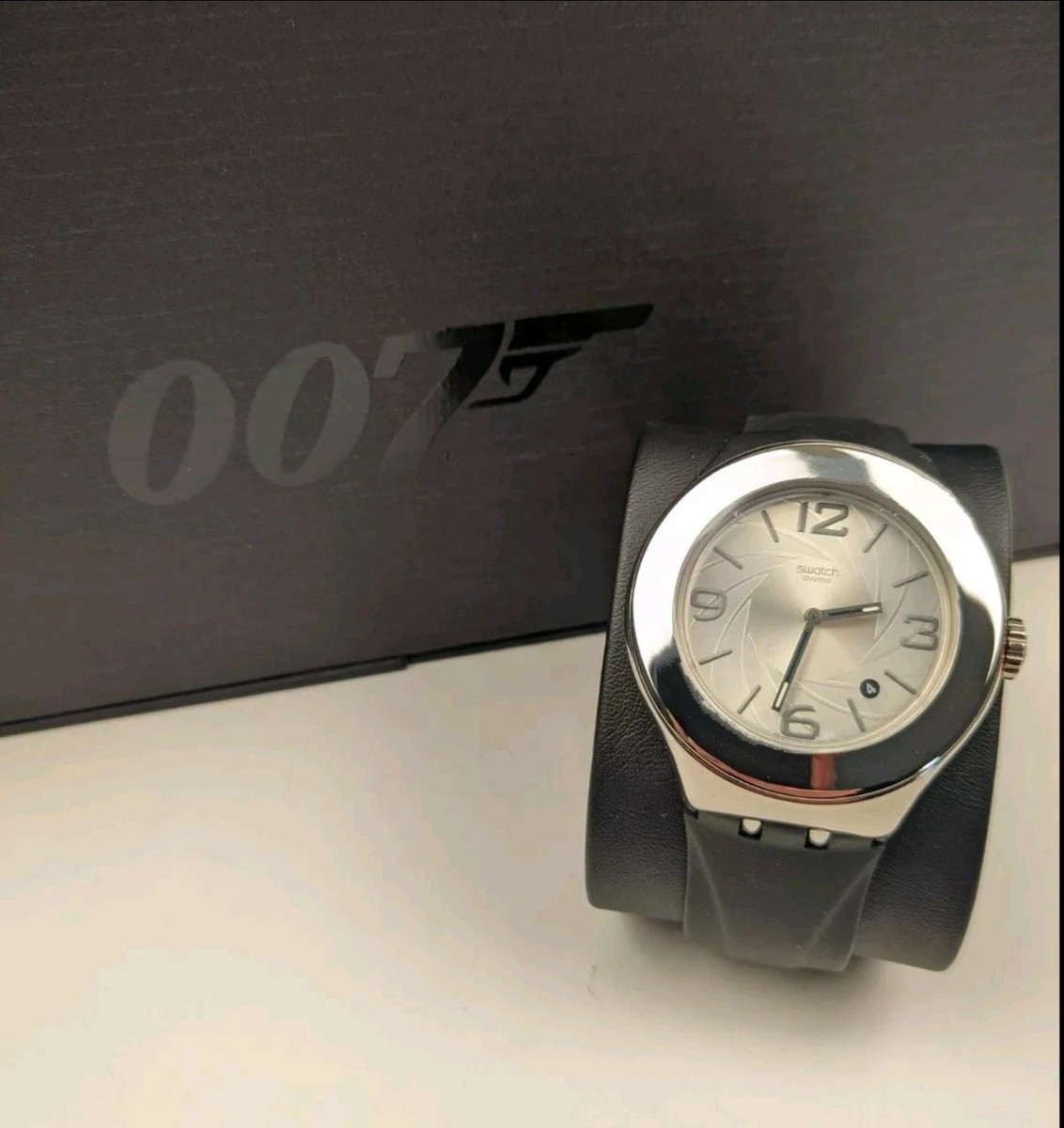 Swatch Irony James Bond SPECIAL 2002- On Her Majesty's SECRET