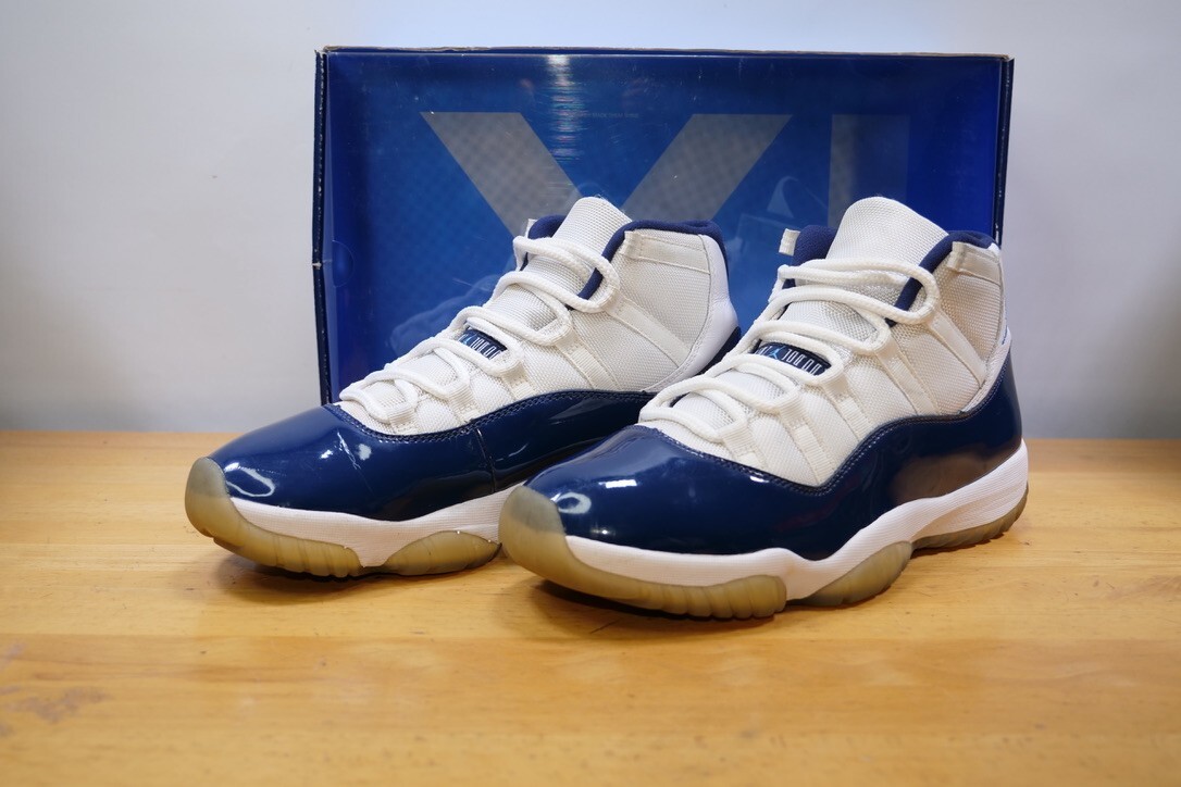 中古 NIKE AIR JORDAN 11 RETRO WIN LIKE 82 Nike Air Jordan 11 Win Like '82 2017 Size 11.5US (Watch