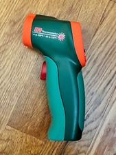 Extech IR400 Backlit Infrared Thermometer With Laser Pointer and Case