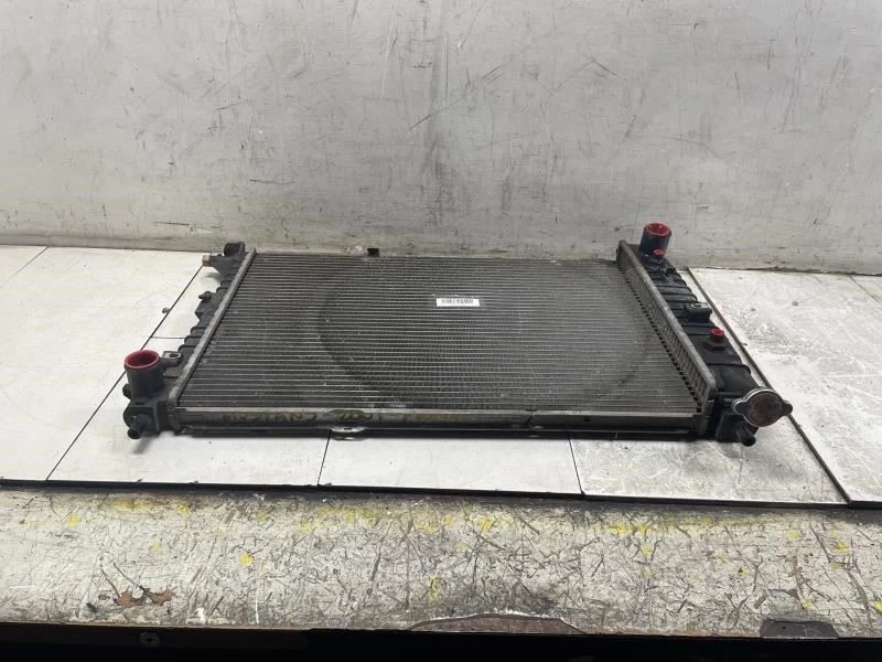 2002 FORD MUSTANG 6 CILINDROS NO RADIADOR FABRICANTE DE EQUIPAMENTO ORIGINAL+ - Imagem 4 de 4