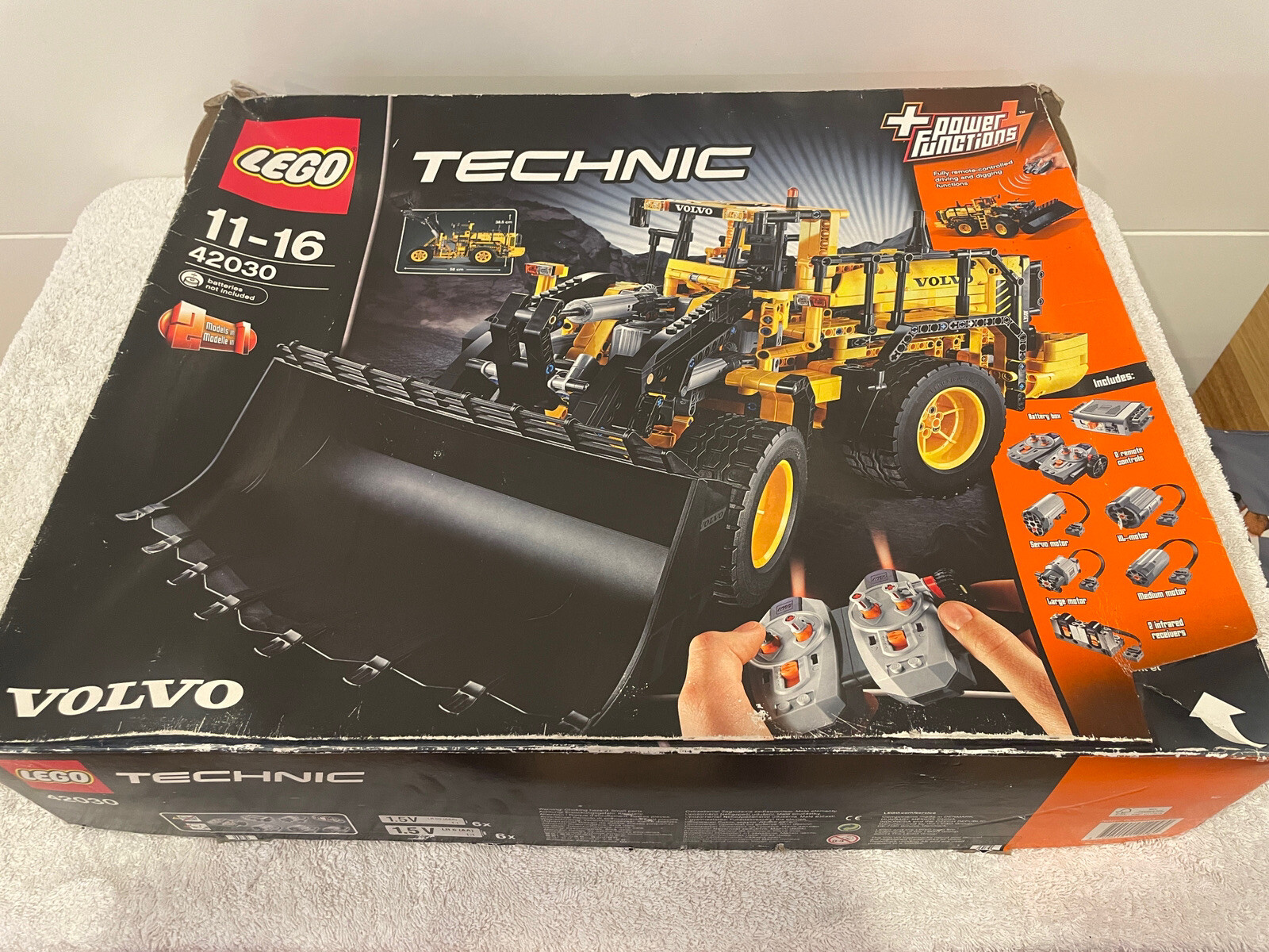 Lego Technic Remote-Controlled VOLVO L350F Wheel Loader (42030) | eBay