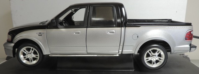 Ertl 2003 Harley Davidson Super Crew F150 Pickup 118 Ford Passenger Truck