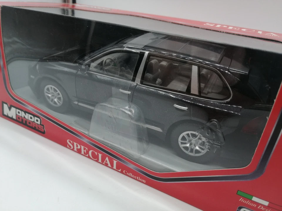 Porsche Cayenne Turbo black 1/24 1 24 MONDO MOTORS MOTORMAX §§ - Immagine 3 di 3