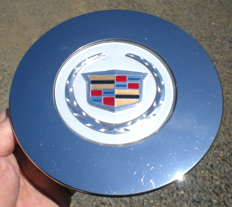 2006 - 2011 Cadillac DTS Chrome Finish OEM Center Cap P/N 9597187
