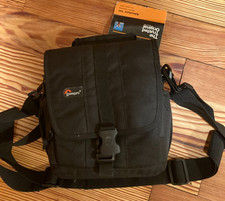 Lowepro Adventura 140 Shoulder Camera/Video Bag NWT