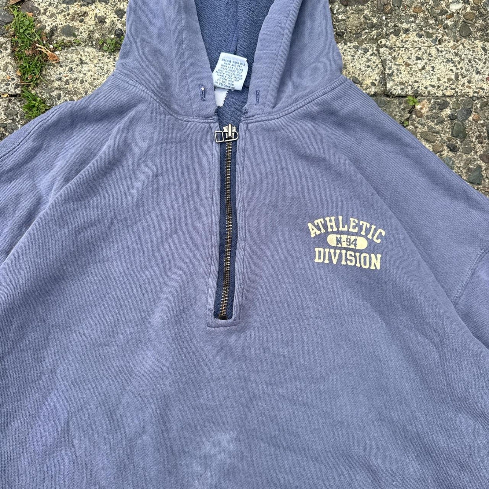 Sun-Faded Old Navy Quarter Zip Hoodie – Size Large image 5