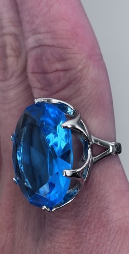 Rhodium, Unique Style Blue Aquamarine Color Stone Beautiful Vintage Ring. - Picture 6 of 7