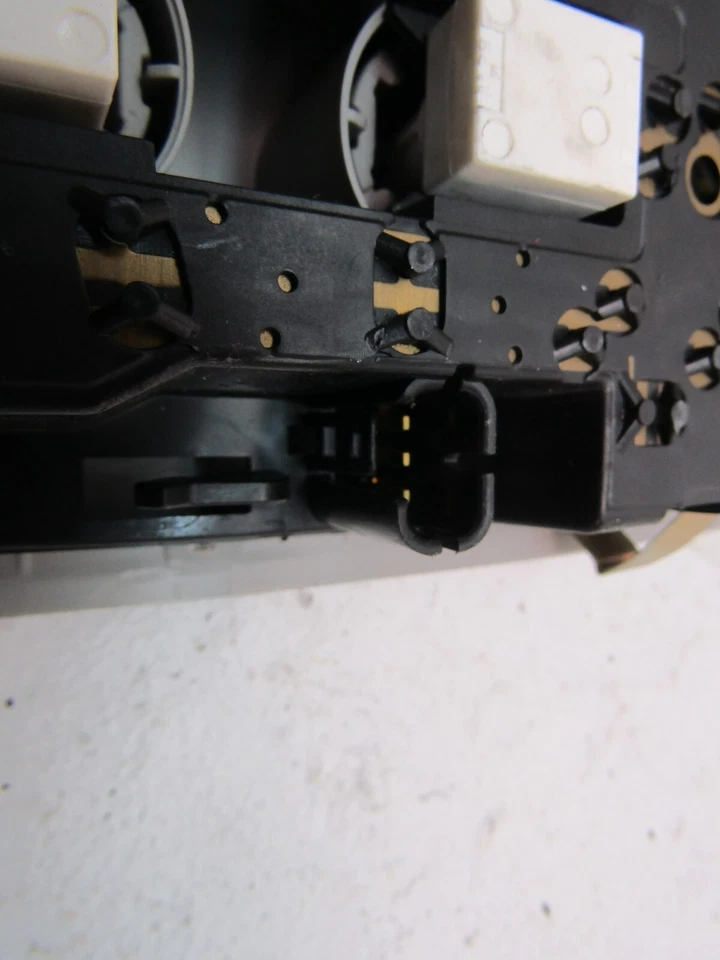 Luz domo Outlook 2007 2009 Saturn techo trasero trasero interior mapa lámpara de lectura Foto 4 de 4