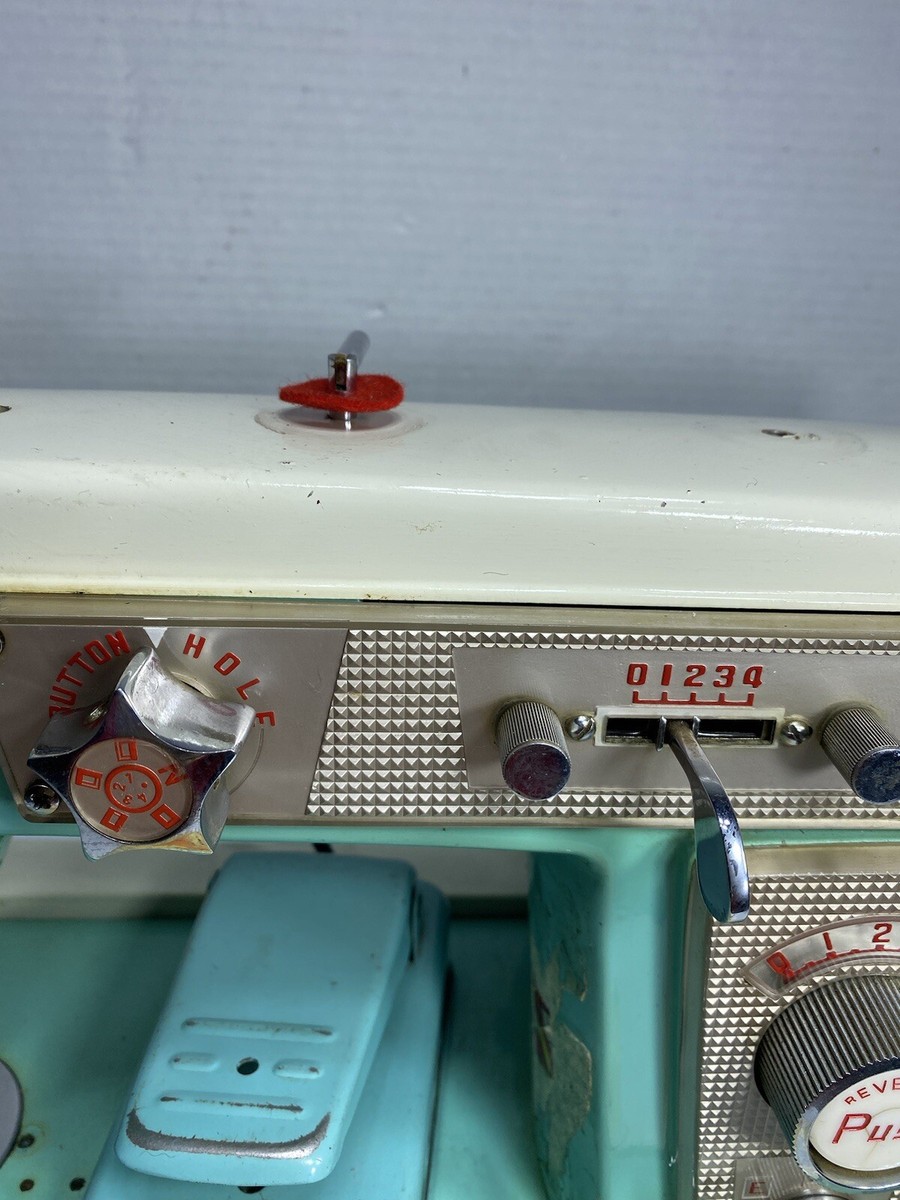【中古】 Interview デペッシュ・モード 1955 Jaguar D-Type VIN: XKD 530 - CLASSIC.COM