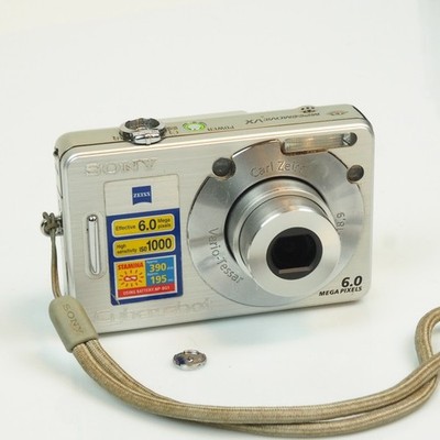 Sony Cyber-shot DSC-W50 6.0 MP DigiCam, works but PLEASE READ!