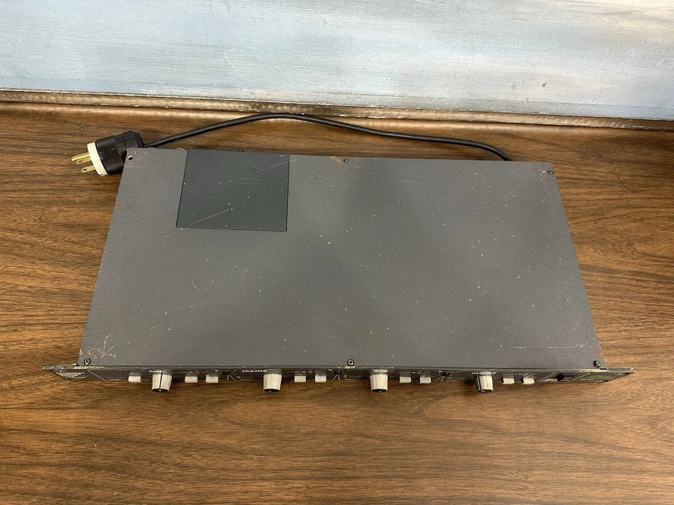 BSS FDS-360 Frequency Dividing System Crossovers - With Two Cards - Image 3 of 4