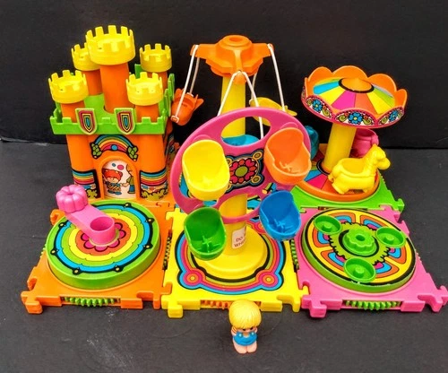 Vintage Tottle Toddle Tots Treehouse kenner Amusement park Set W 1 Tots