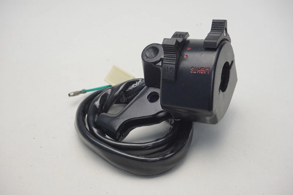 SUZUKI GP100 GP125 TR125 GT125 GT185 CONJUNTO INTERRUPTOR MANGO LH NOS Foto 4 de 4