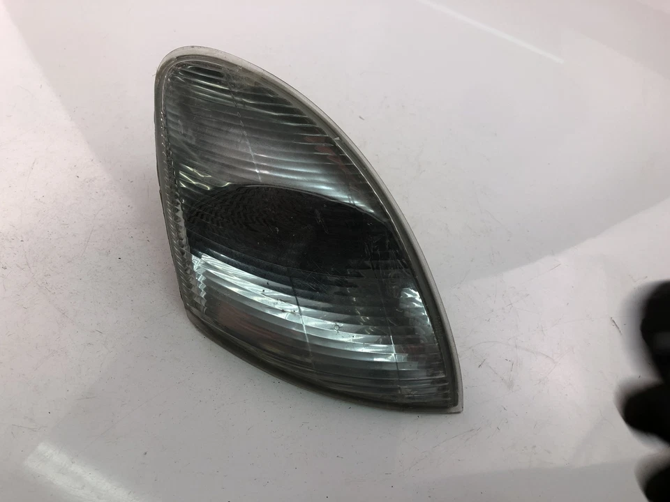 RENAULT SCÉNIC I JA0/1 Indicatore di direzione 7700831466 2000 18087289  - Immagine 2 di 4