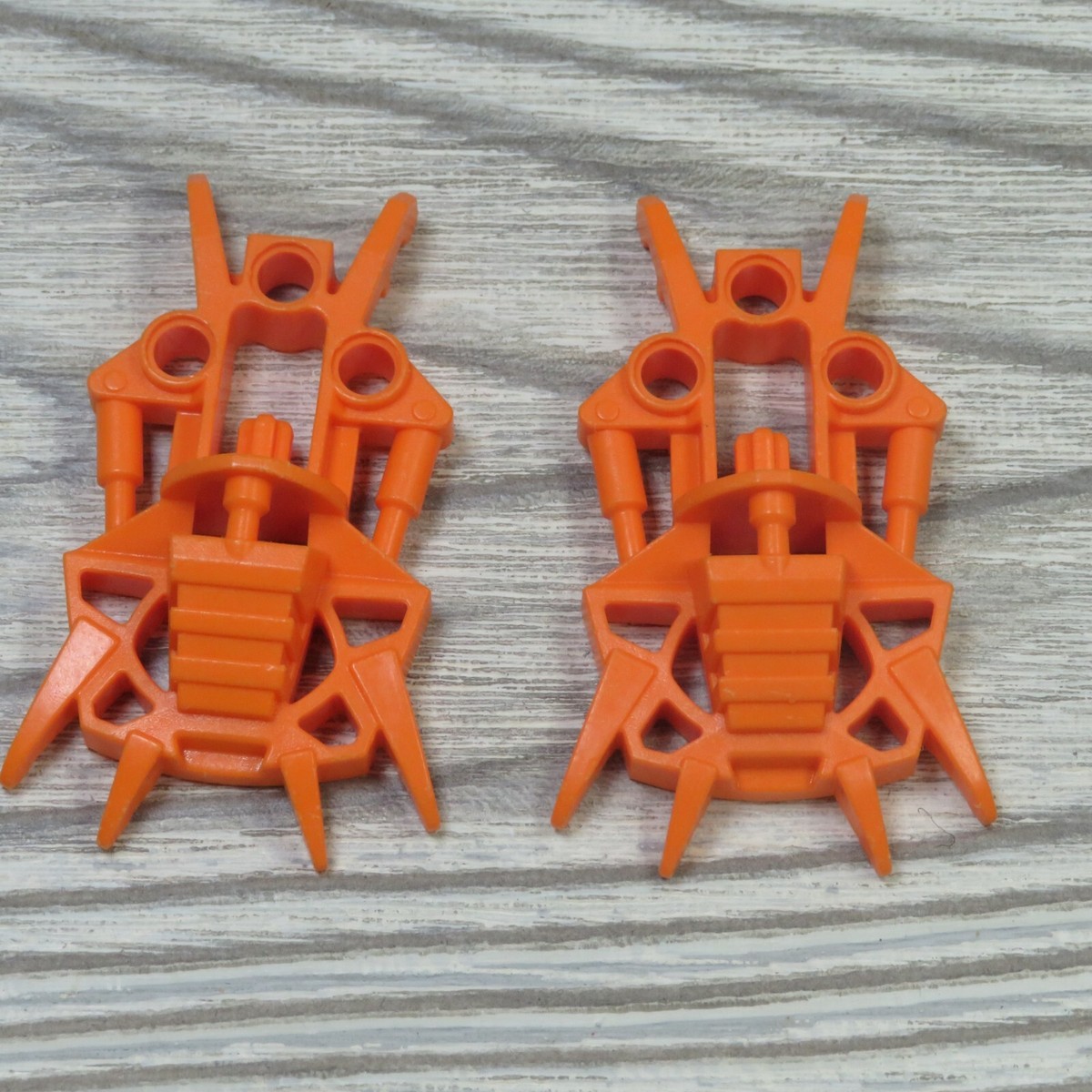 LEGO Bionicle - Replacement - 53542 - Toa Inika - Claws/Feet - Lot