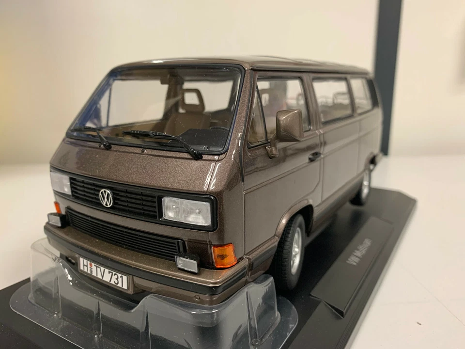Norev Volkswagen Multivan 1990 Bronze Metallic 1/18 188543 0120 3 - Photo 2/4