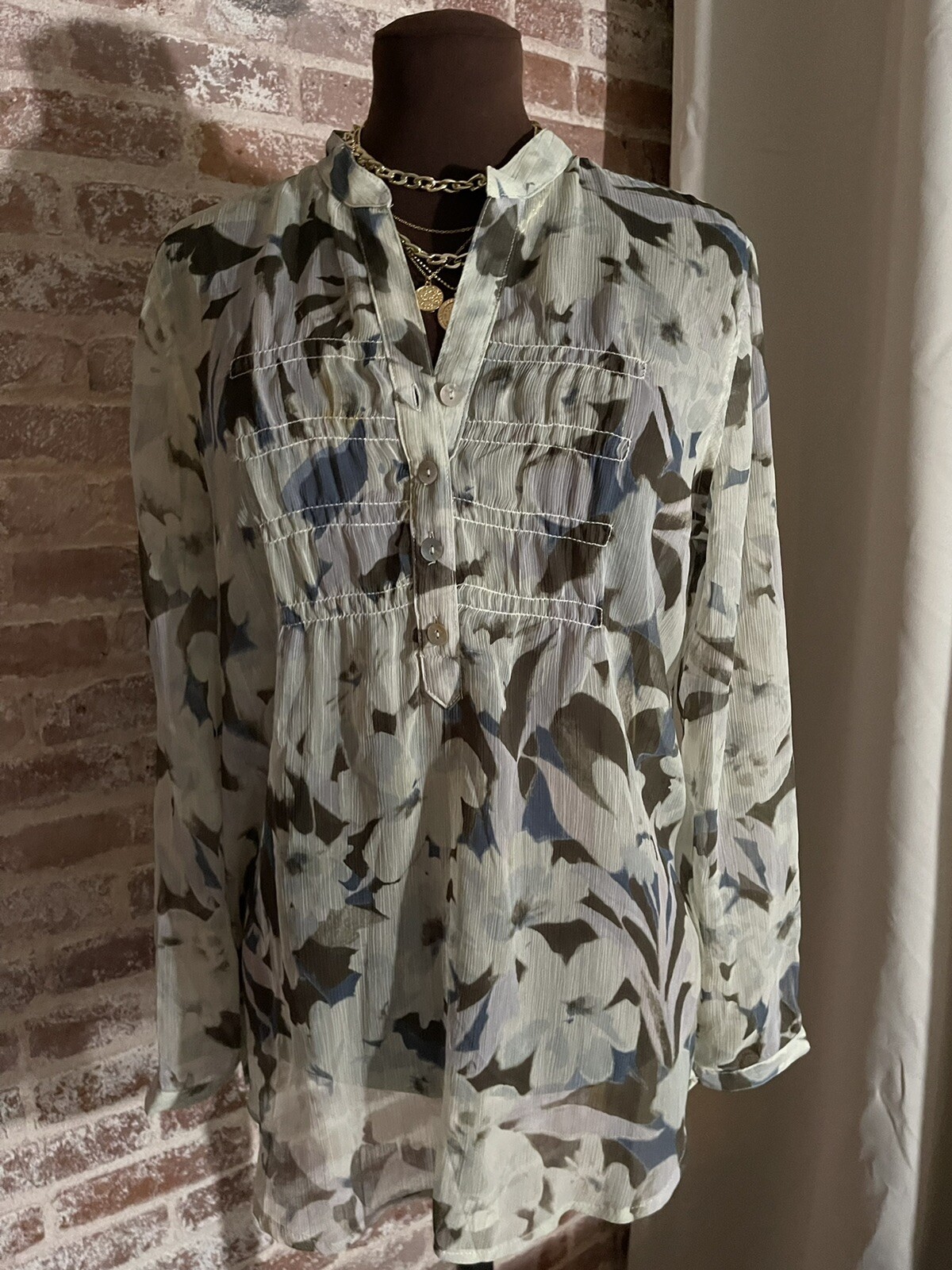 Coldwater Creek Women's Sheer Floral Blouse Long Sleeves Flowy Size