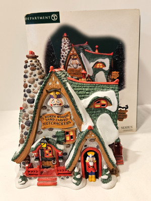 Dept 56 North Pole Series ''Hand Carved Nutcracker Factory'' lights up RETIRED
