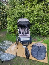 Stunning Mountain Buggy Terrain all terrain Running Jogging pushchair with Extra