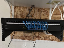 TRENDnet  (TEG-S16g) 16-Port Gigabit Rack-Mountable GREENnet Unmanaged Switch