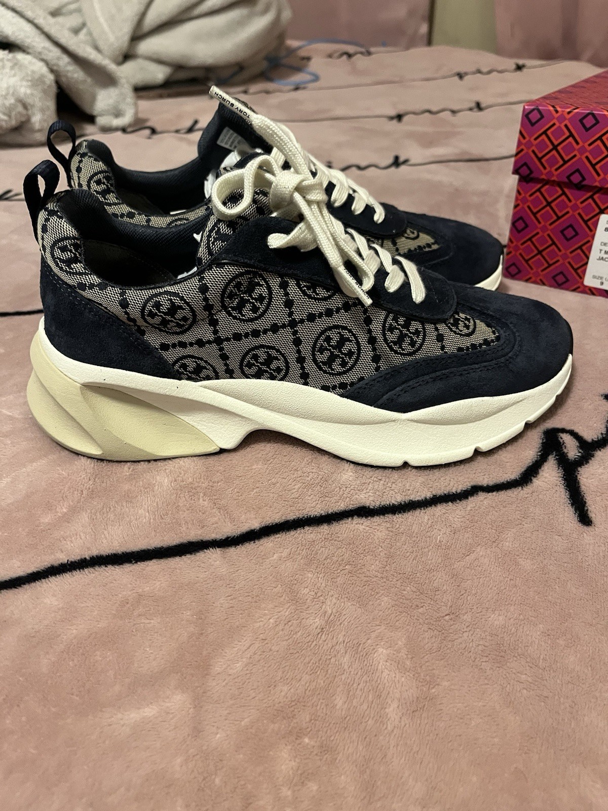 Tory Burch Women’s Navy T Monogram Good Luck Trainers Shoes W9