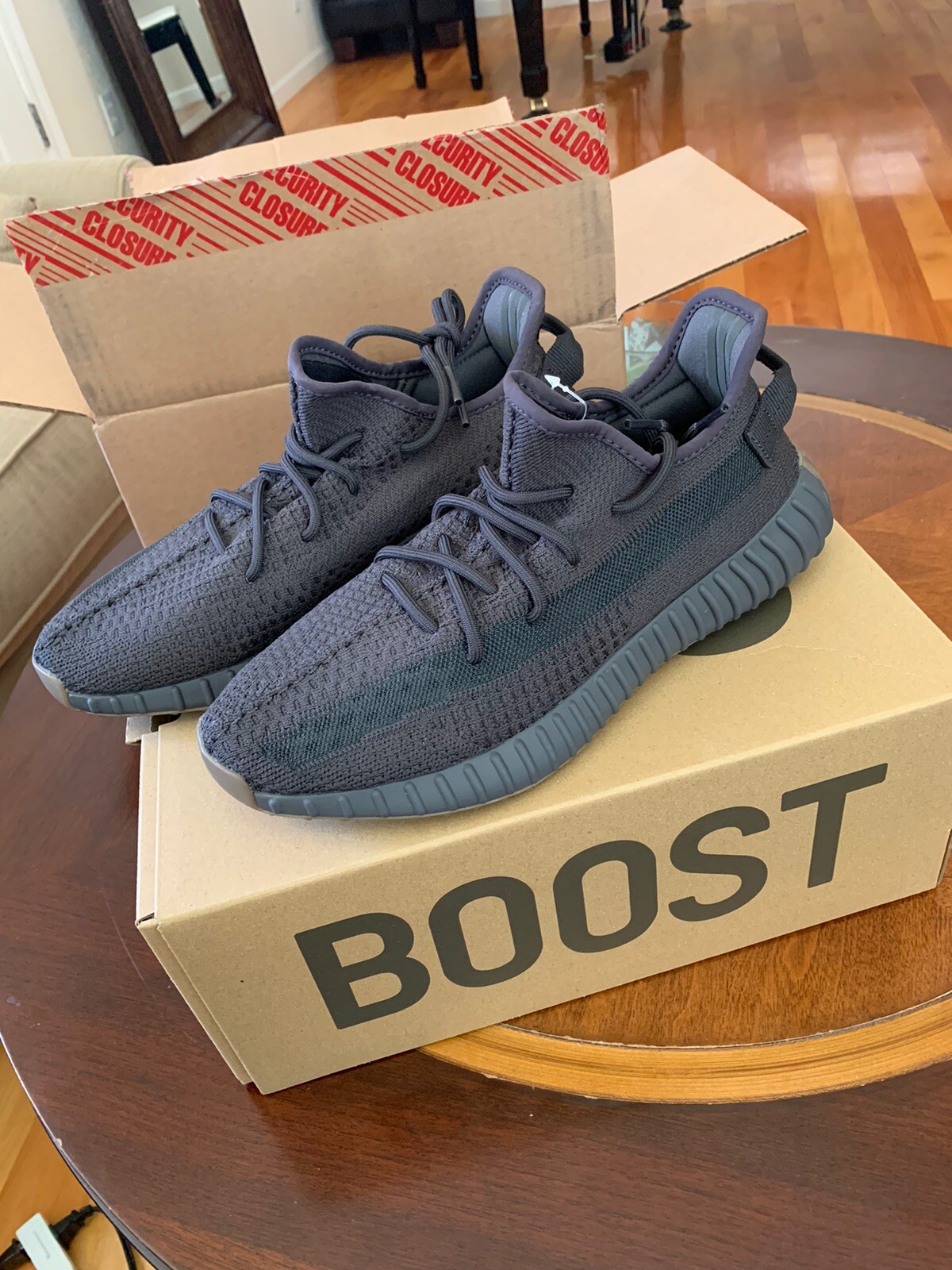 yeezy cinder 10.5