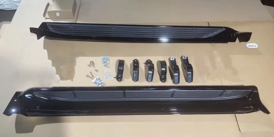 Barras Nerf de pedal peldaños laterales negras para Lexus LX570 J200 2008-2021 Foto 4 de 4