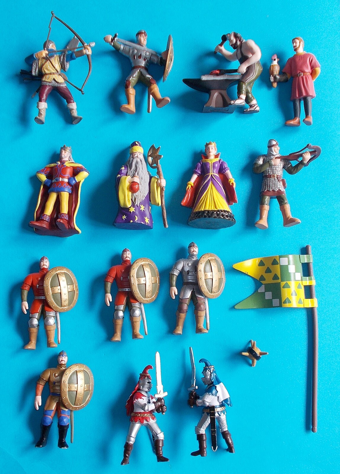 ELC & PAPO MEDIEVAL KING QUEEN KNIGHT BLACKSMITH WIZARD CASTLE PLAYSET