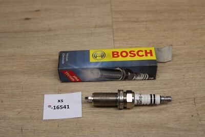 NGK 4047024115408 Zündkerze / Spark Plug NOS NEU genuine xs16541