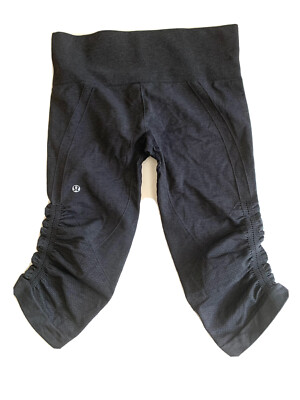 LULULEMON Women's Black Short Crop Yoga Compression Pant