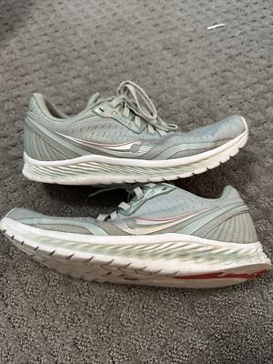 Saucony Kinvara 11 Running Shoes Sneakers Womens Sz S10551-45 Green  Sneakers