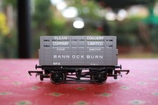 Hornby Railway OO Gauge Wagon R.101 Coke Wagon Bannockburn