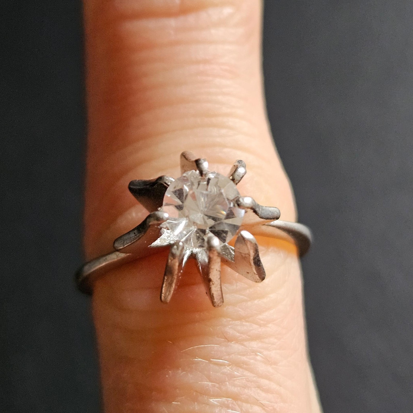 Solid Silver Crystal Solitaire Ring Hold 8 Sterli… - image 4