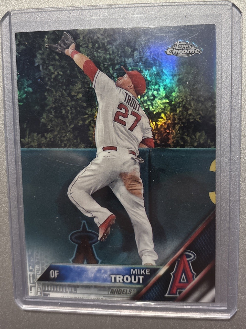 2016 Topps Chrome - Mike Trout #1 Refractor Leaping