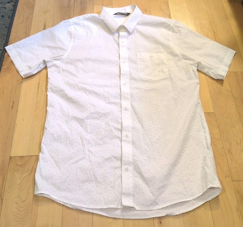 Travis Mathew Mens Button Front Short Sleeve Shirt Size L