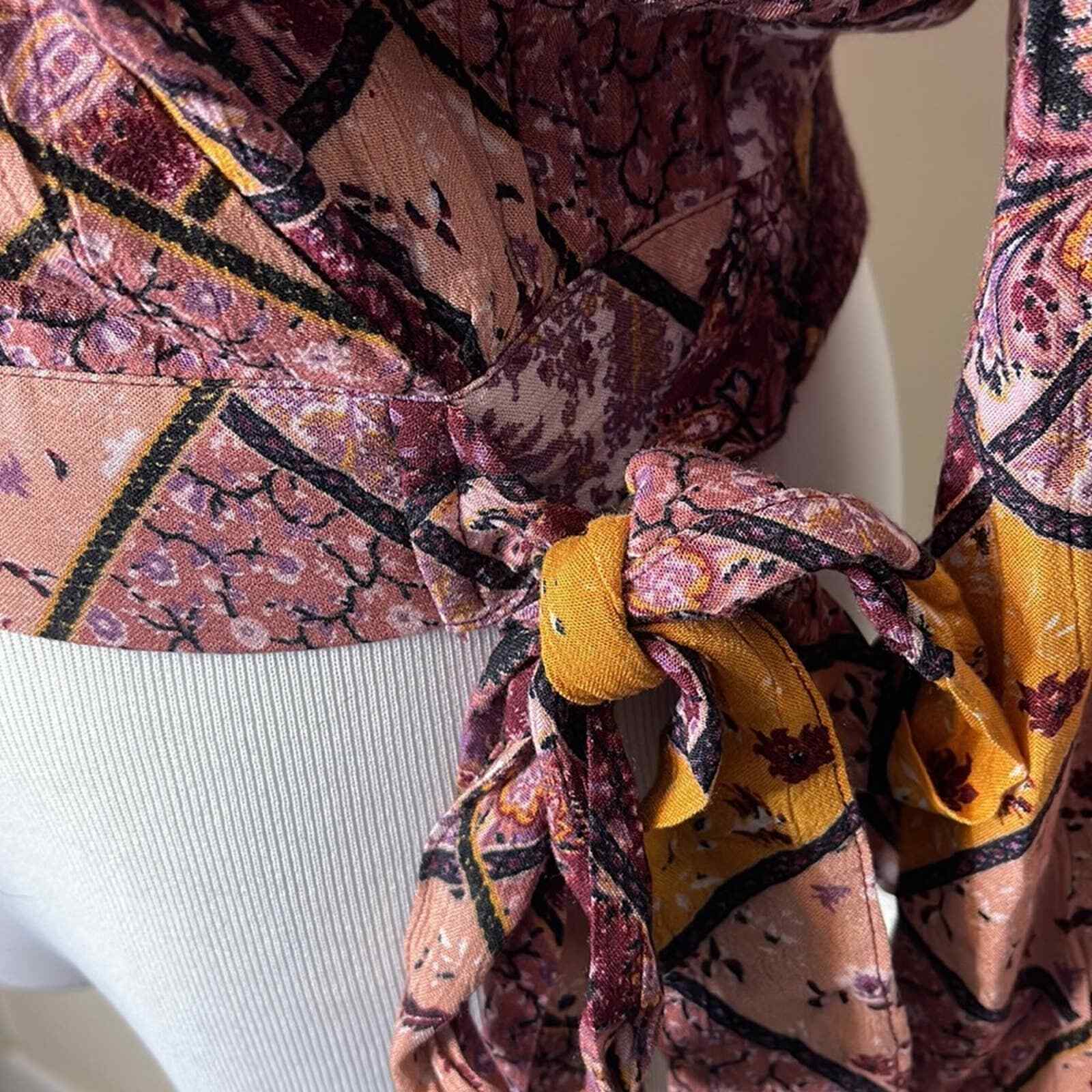 American Eagle Patchwork Wrap Top Size Small - image 4