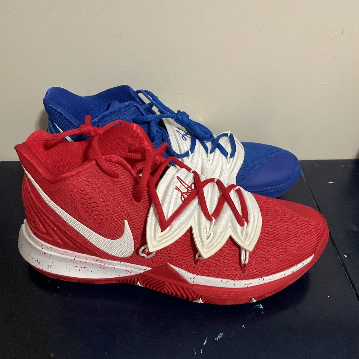 シューズ(男性用) Nike Kyrie 5 Amazon.com | Nike Kyrie Low 5 Purple/RED/Black DJ6012 002