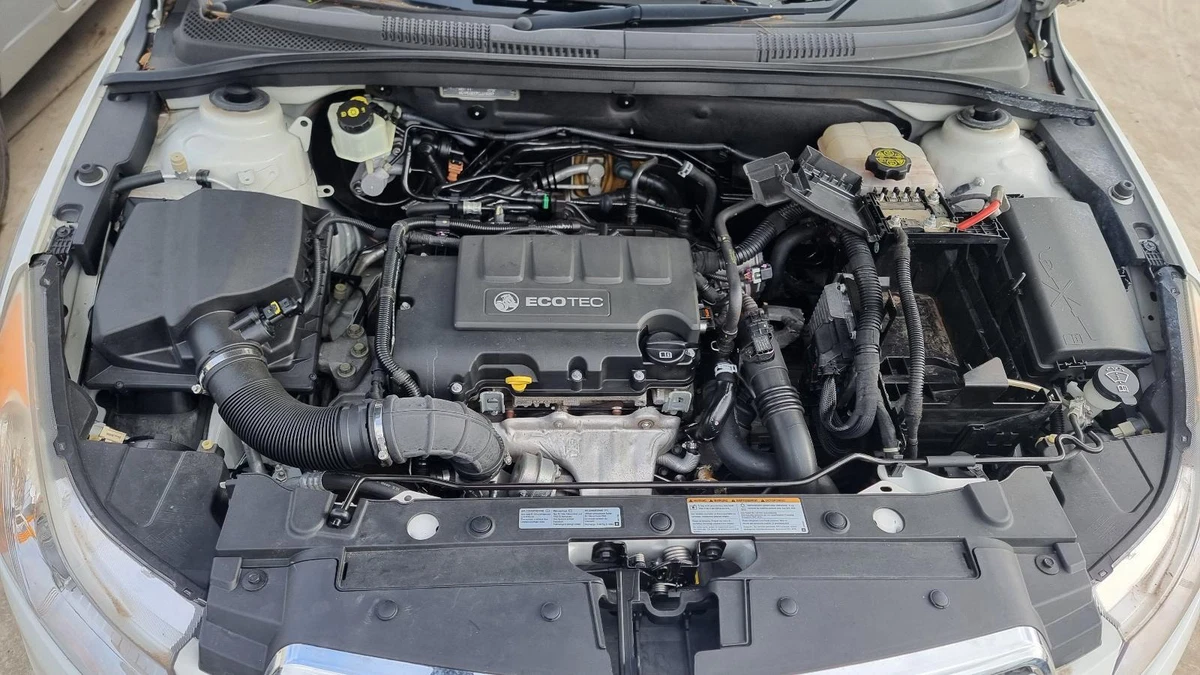 HOLDEN CRUZE JH 03 2011 01 2017 RADIATOR MANUAL 1.4 1.6 1.8 PETROL