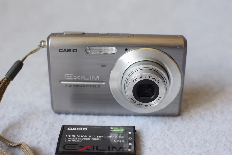 Casio Exilim Zoom EX-Z75 Digital Camera w/ Hand Strap and Battery Tested Working - Image 3 of 4