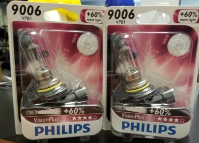 Philips VisionPlus bulbs 2pc NEW 9006VPB1