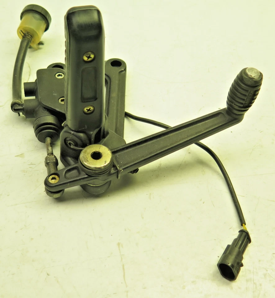 Pedal de freno trasero derecho Ducati 750 SS 1991-98 45720031A Foto 2 de 4