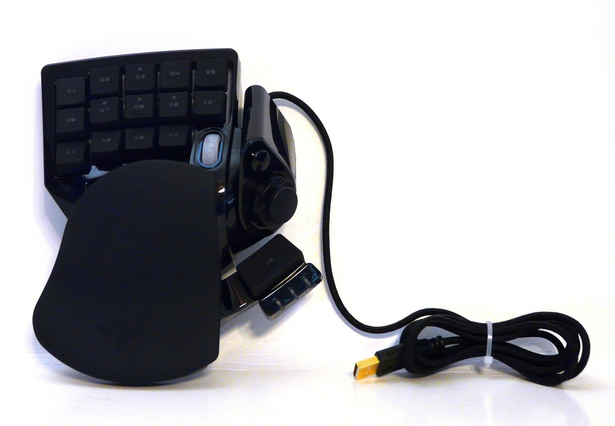 Razer Nostromo ゲーミング キーパッド  RZ07-00490100-R3M1 wgteh8f 81Cg42krvGL._UF894,1000_QL80_.jpg