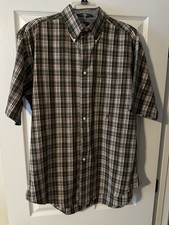 Men  s Tommy Hilfiger Short Sleeve Shirt Medium