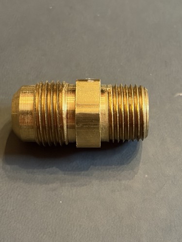 Brass Half Union Straight Flare Fitting 1/2" SAE 45° Flare x 3/8" MNPT