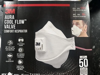 3M Aura Comfort Cool Flow Particulate Respirator 9332+, FFP3, Valved, 10/Pack - Image 1 of 3