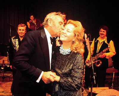 Peter Frankenfeld with his wife Lonny Kellner Frankenfeld TV show- 1978 Photo 1