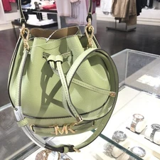 Michael Kors Mercer Medium  Drawstring Bucket Messenger Handbag Purse Light Sage