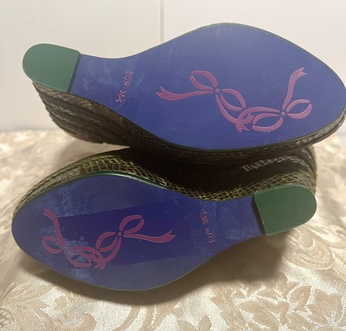 Poetic Licence Wild Safari Green Wedge Womens Size 7.5 Eur 38.5 Snakeskin Suede - Picture 8 of 9